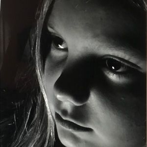 Meet your Posher, Ella